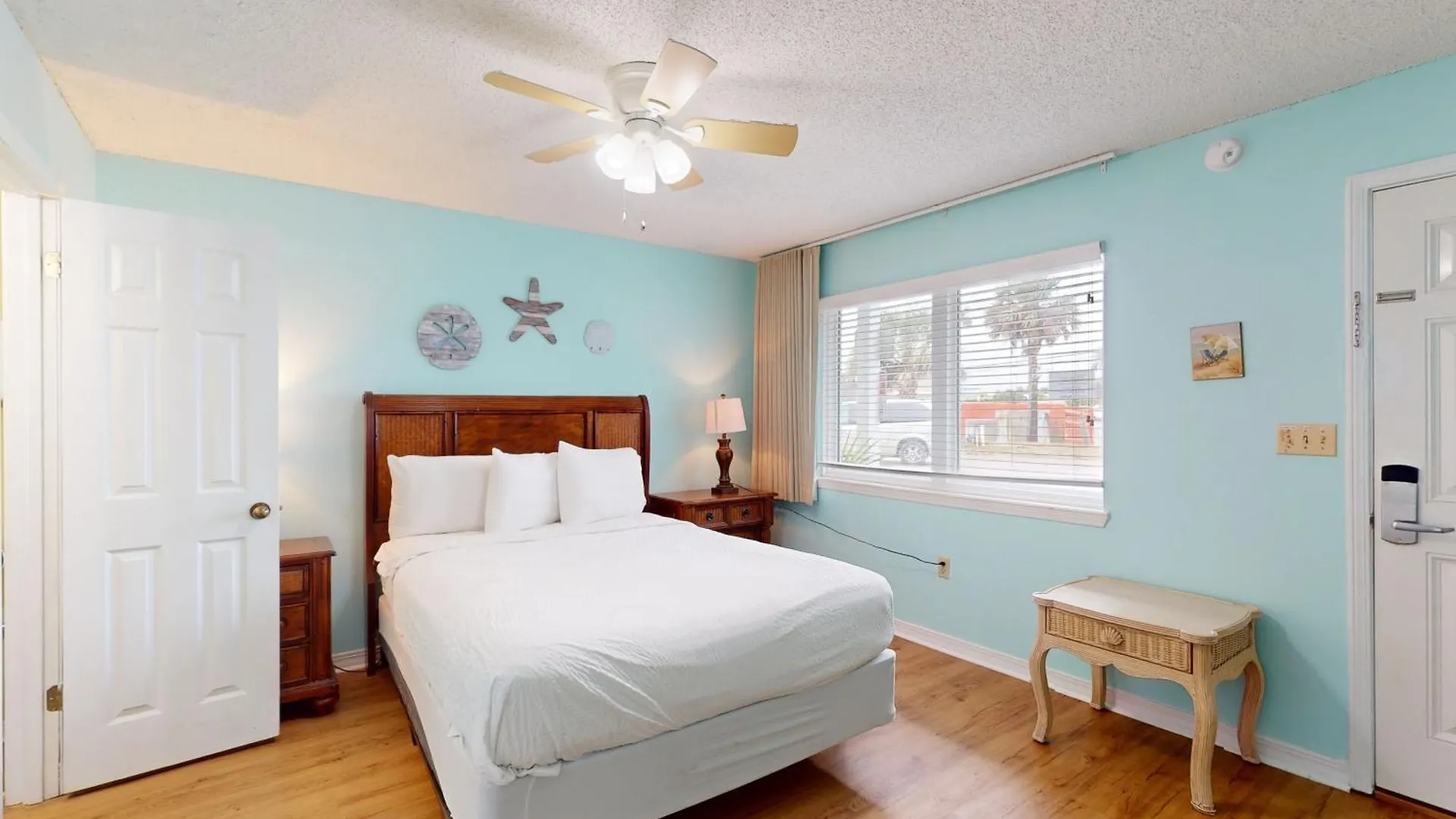 Front Beach Retreat B1 Panama City Beach