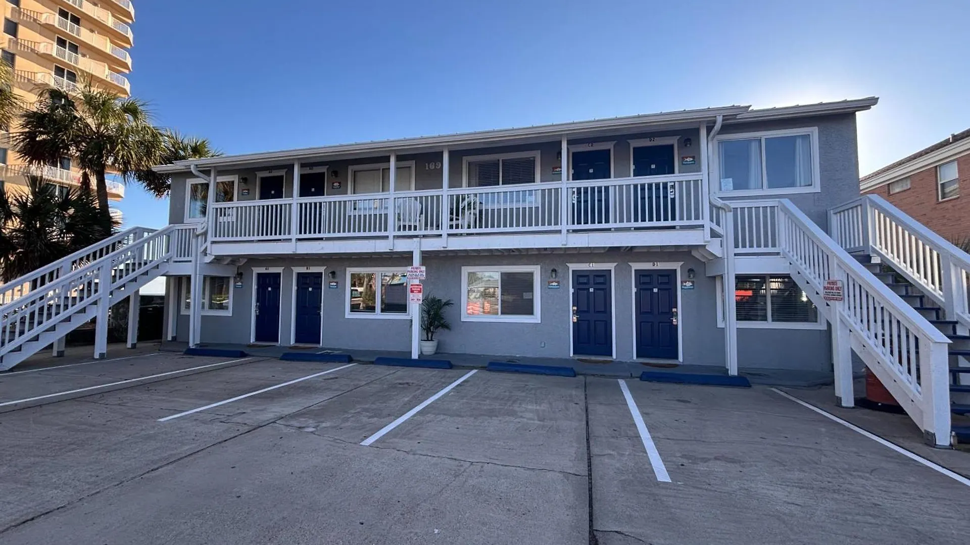 Daire Front Beach Retreat B1 Panama City Beach